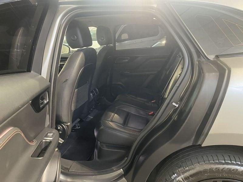 Jaguar F-Pace 3.0d V6 300 CV AWD aut. First Edition