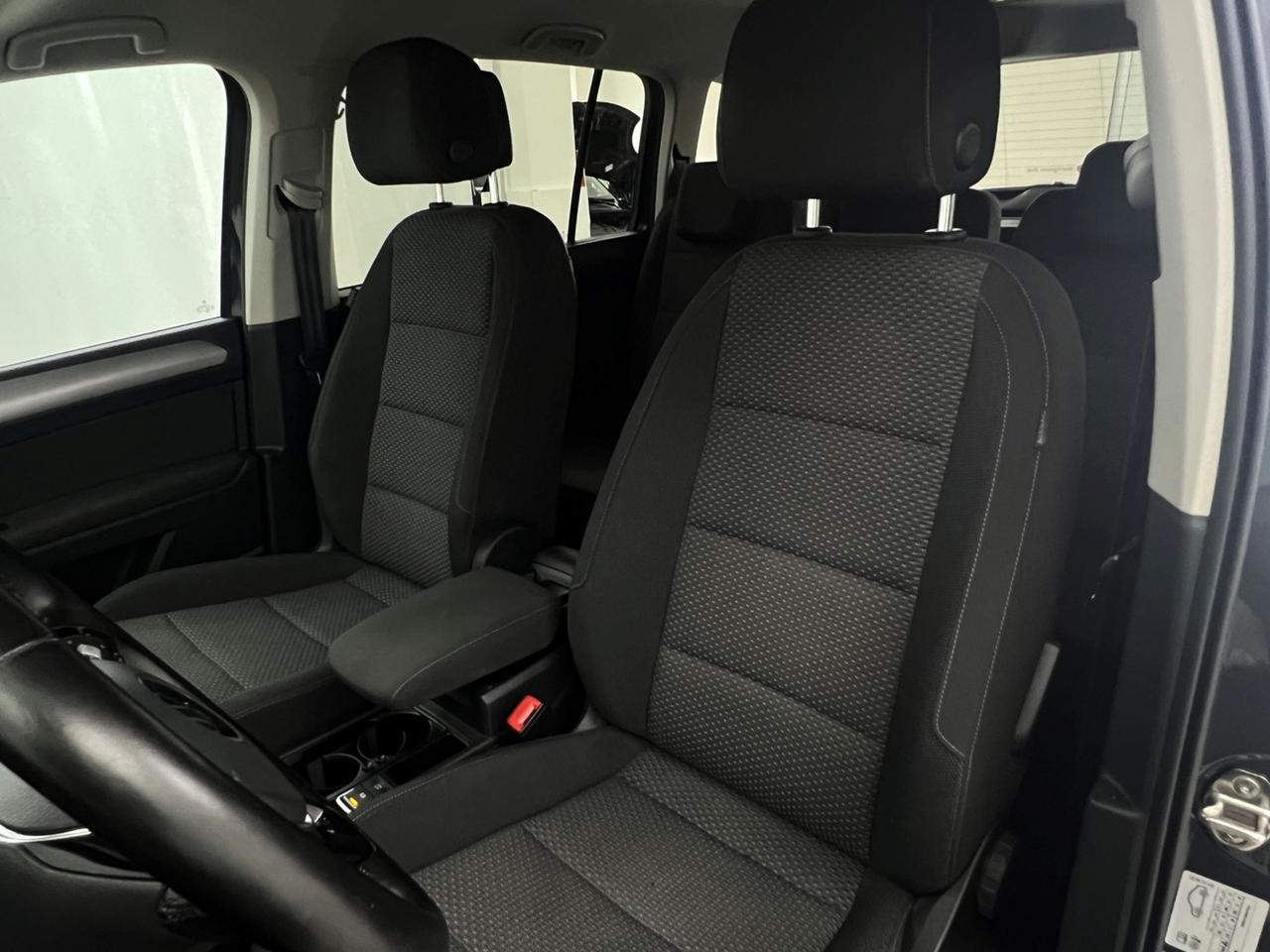 VOLKSWAGEN Touran III 2015 Touran 2.0 tdi Business 122cv