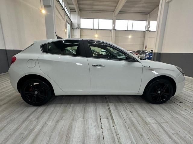 Alfa Romeo Giulietta 1.6 JTDm-2 105 CV Exclusive