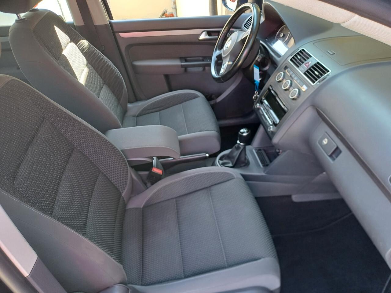Volkswagen Touran 1.6 TDI Comfortline