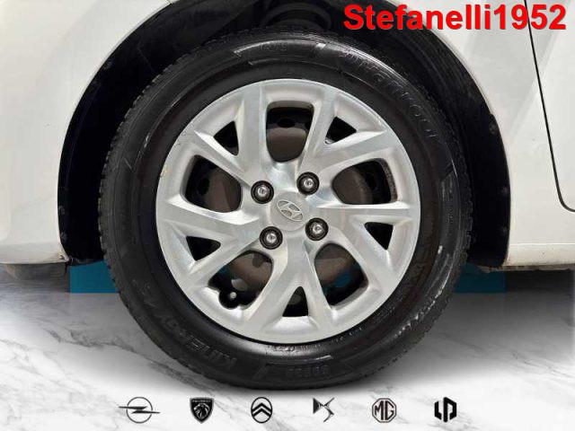 HYUNDAI i10 II 2017 - 1.0 Classic