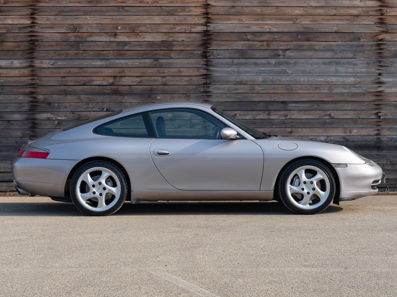 Porsche 911 996 Carrera 4 cat Coupé