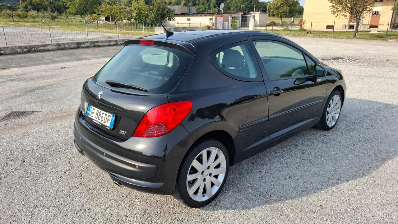 Peugeot 207 1.6 HDi 110CV 3p. Féline 84.427km