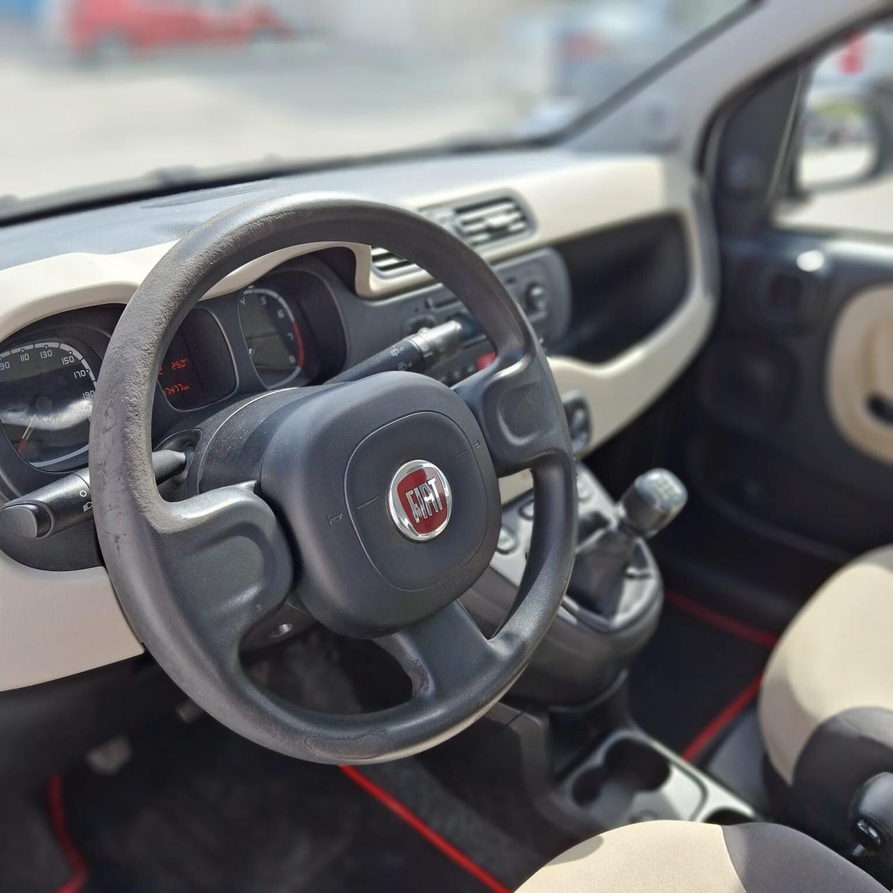FIAT PANDA 0.9 TwinAir METANO DI SERIE
