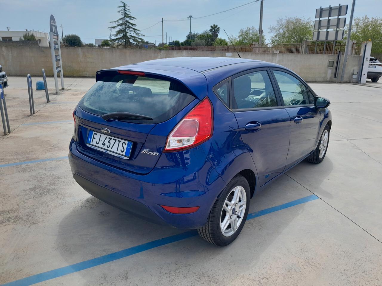FORD FIESTA TITANIUM 5P 1.2 BENZINA 82 CV