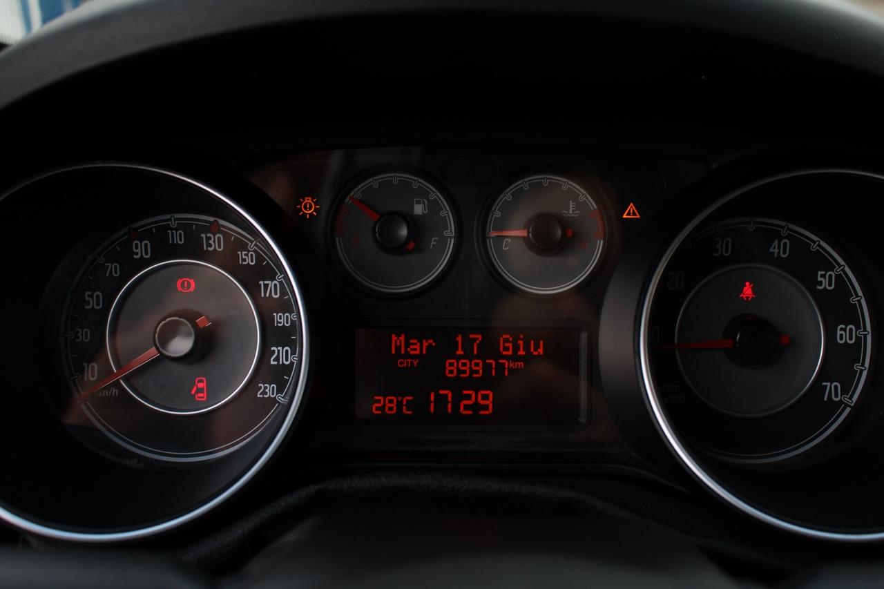 Fiat Punto 1.3 MJT II S&S 95 CV 5 porte Street