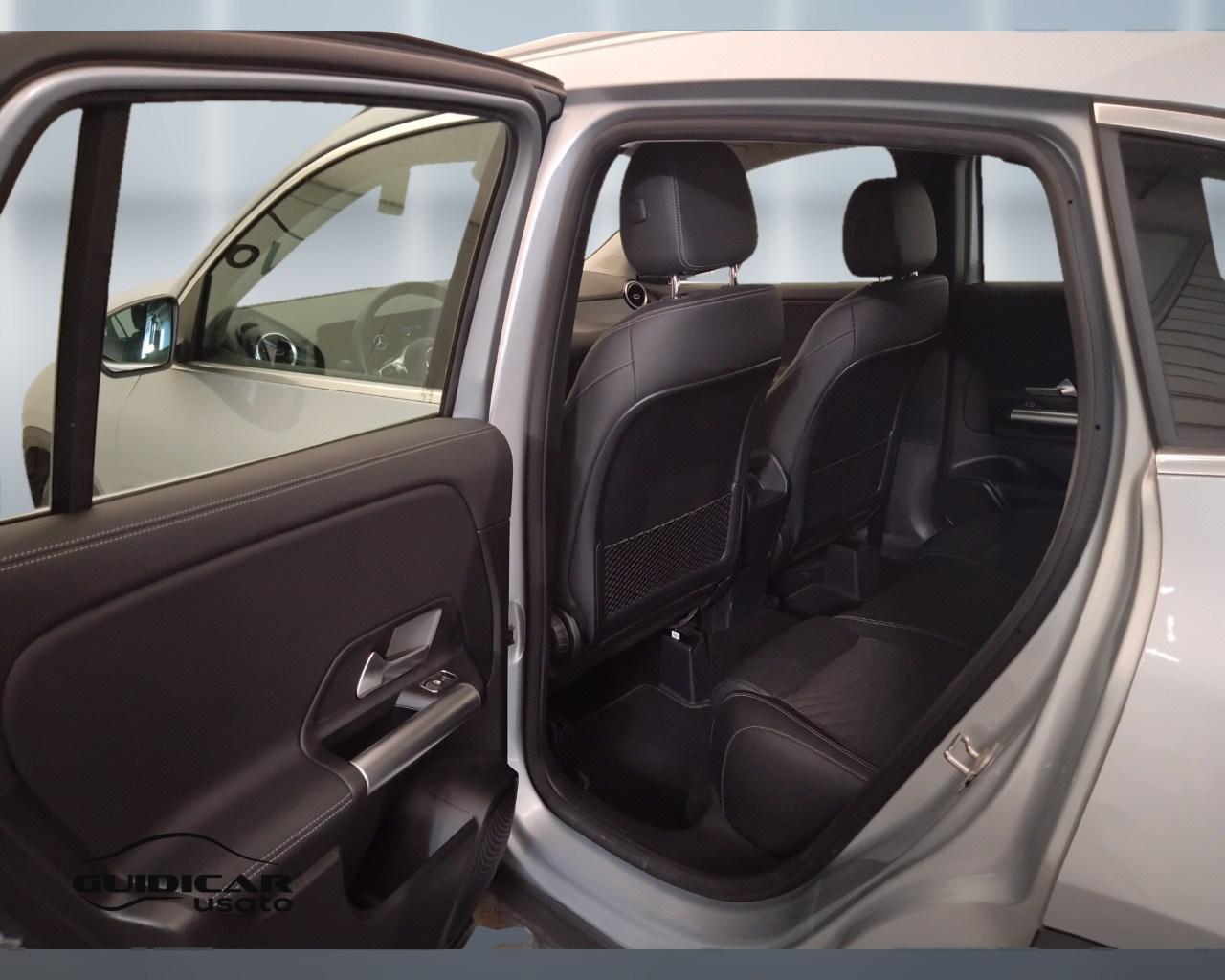 Mercedes-Benz GLA-H247 2023 - GLA 180 d Progressive Advanced auto