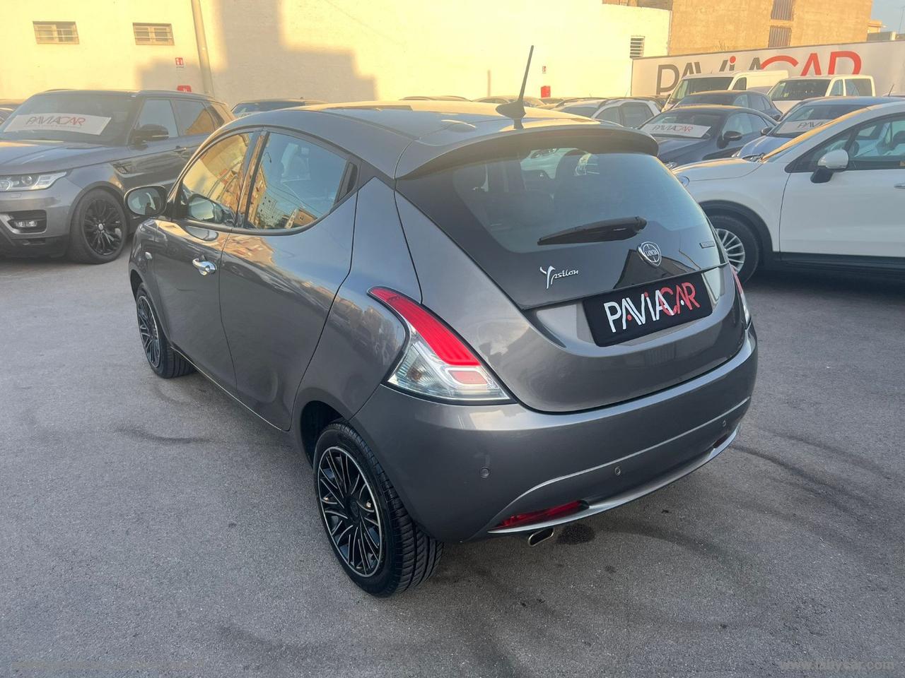 LANCIA Ypsilon 1.0 FireFly 5pS&S Hyb. Eco Silv.