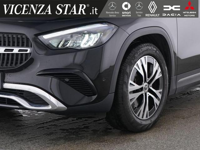 MERCEDES-BENZ GLA 180 MHV PROGRESSIVE ADVANCED