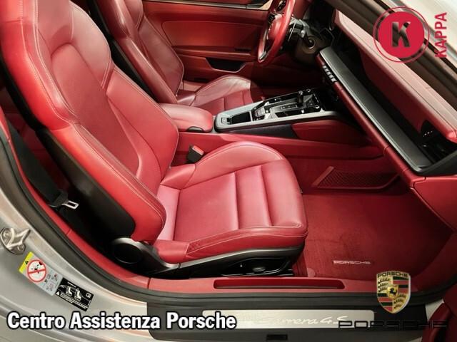 Porsche 911 Carrera 4S