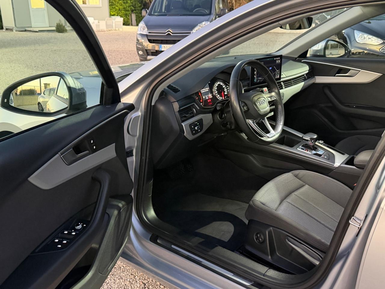 Audi A4 Avant 35 TDI/163 CV S tronic