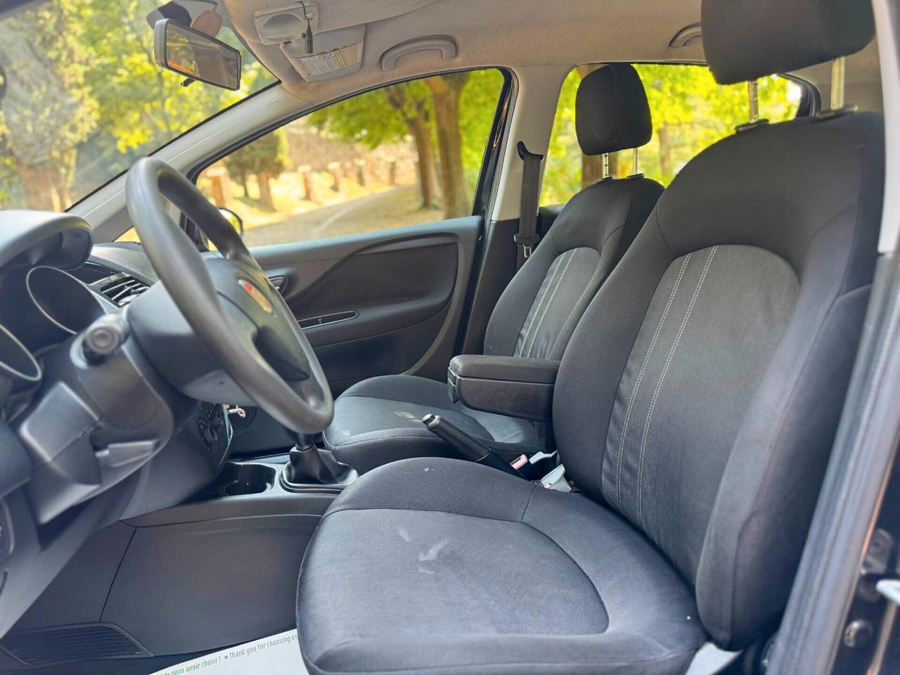 FIAT Punto 1.3 MJT 95CV Lounge – 2013