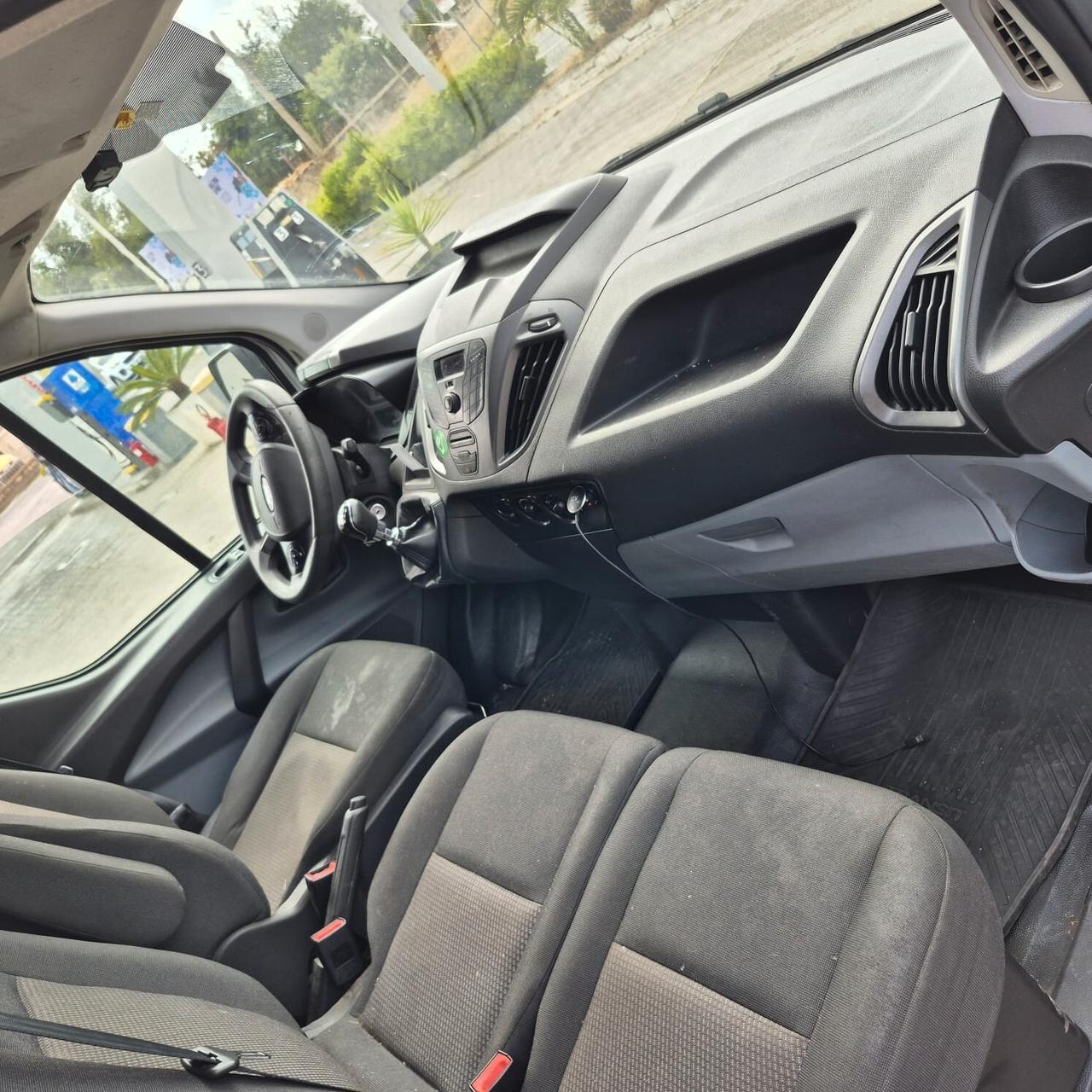 Ford transit castom