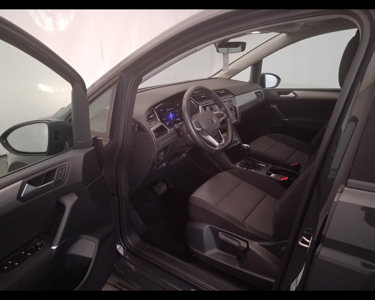 VOLKSWAGEN Touran III 2015 - Touran 1.5 tsi Business 150cv dsg