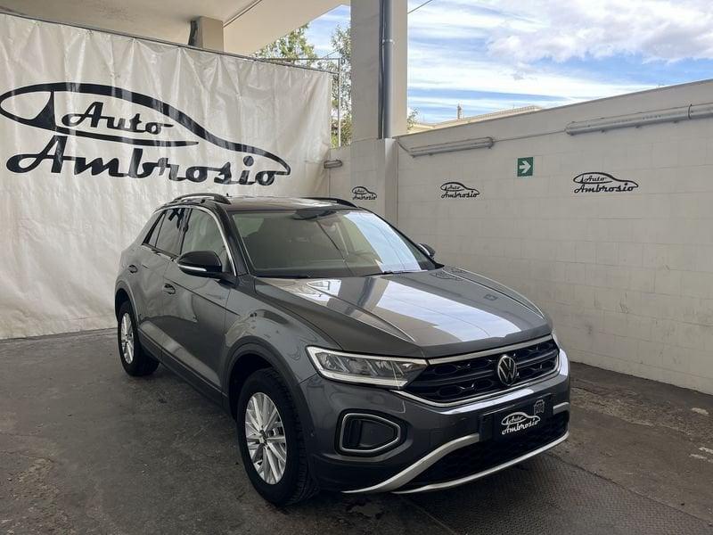 Volkswagen T-Roc T-Roc 1.0 tsi Life 110cv tua da 189,00 al mese