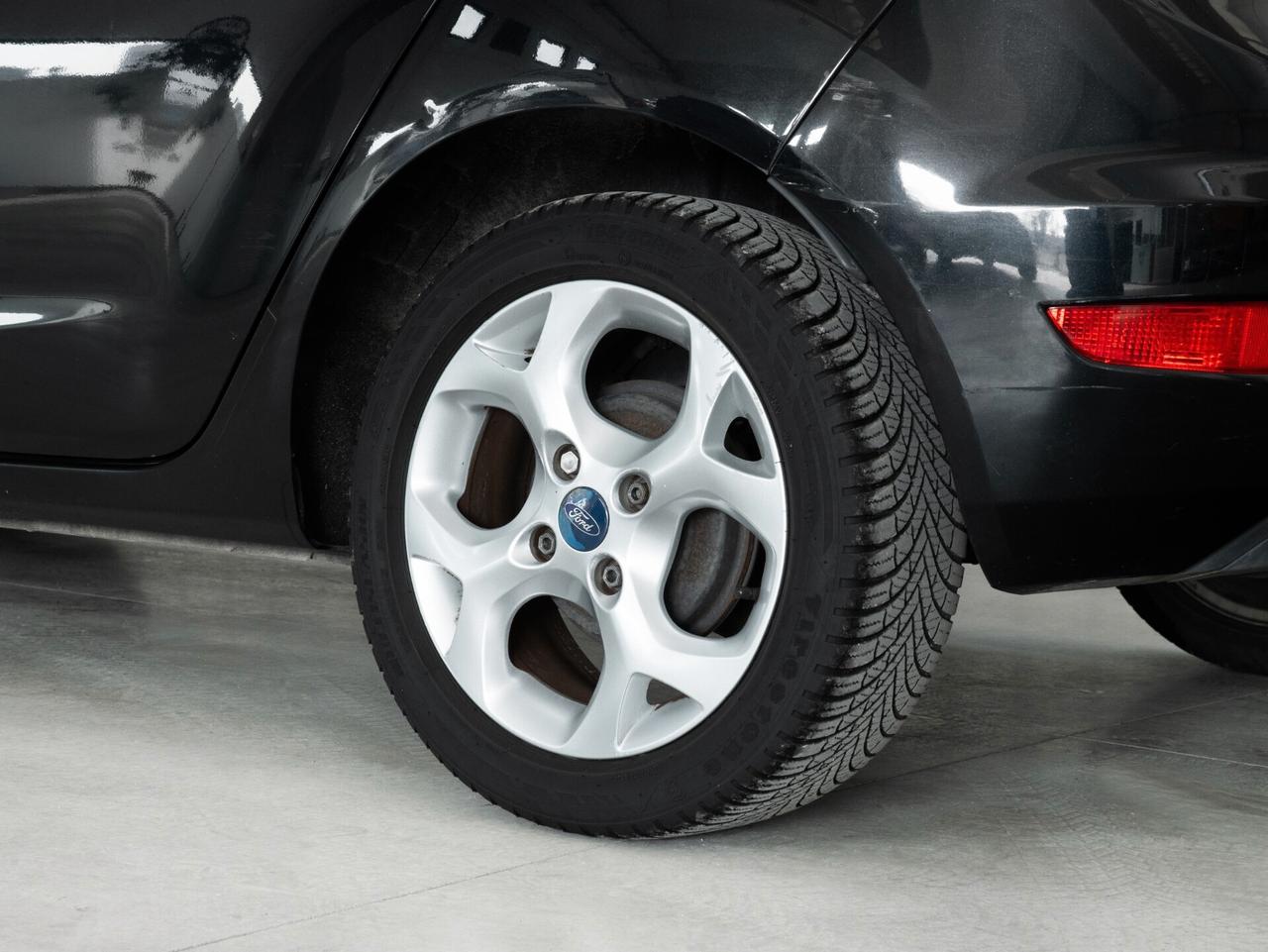 Ford Fiesta Ikon 1.2 60CV 5 porte