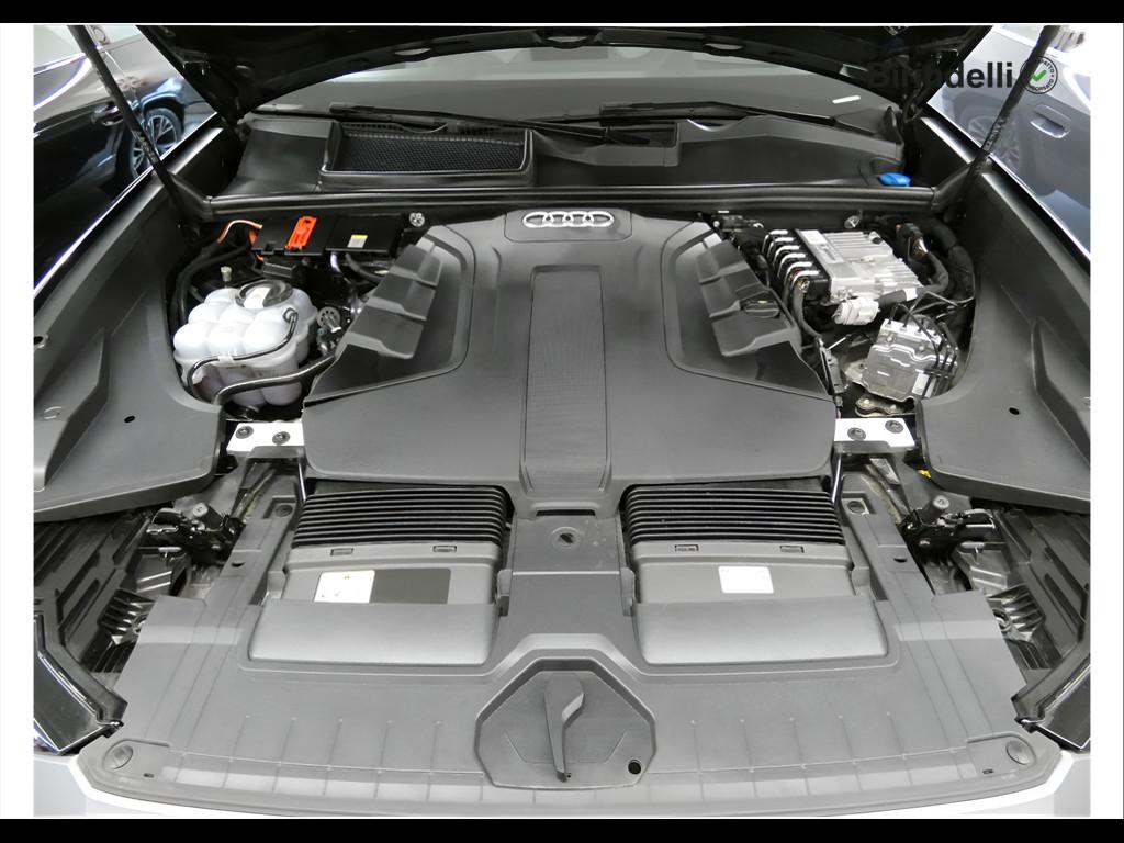 AUDI Q8 - Q8 50 TDI 286 CV quattro tiptronic Sport