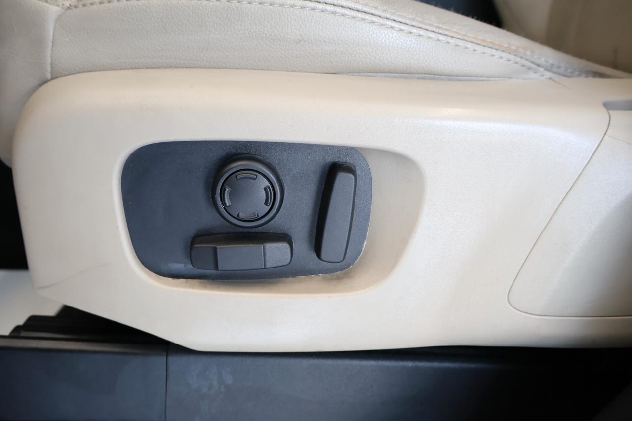 Land Rover Discovery 2.0 TD4 motore nuovo IVA ESPOSTA