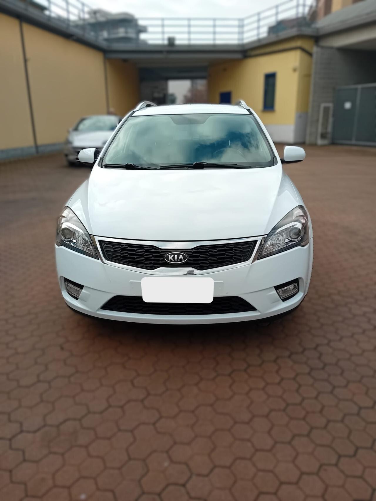 Kia Ceed - APERTI AD AGOSTO
