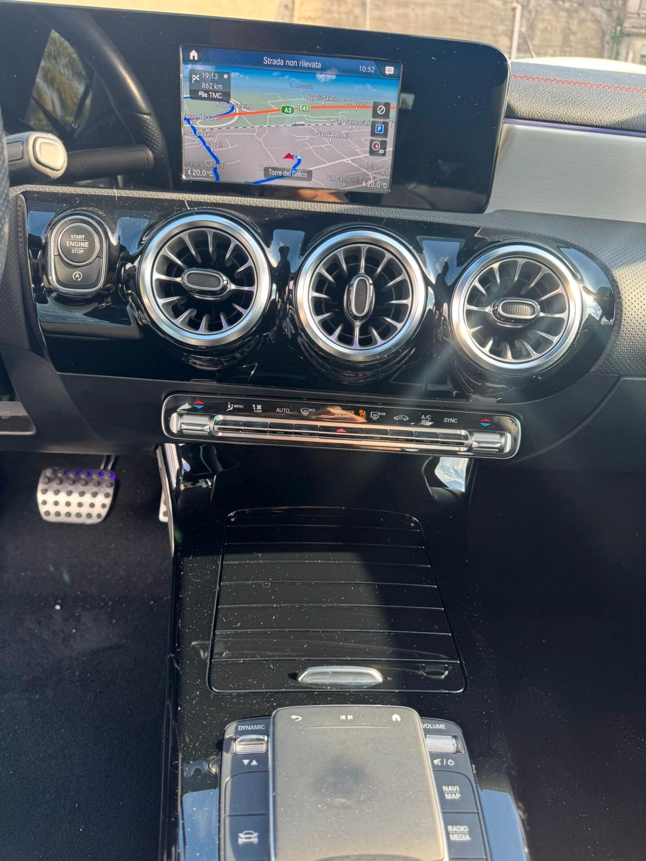 Mercedes-benz CLA 180 d Premium