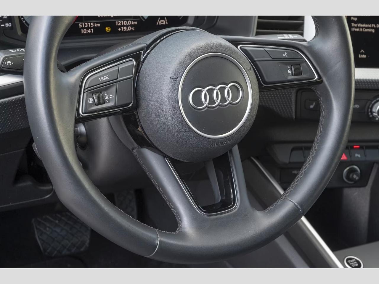 Audi A1 SPB 25 TFSI S tronic line - LED VIRTUAL PDC
