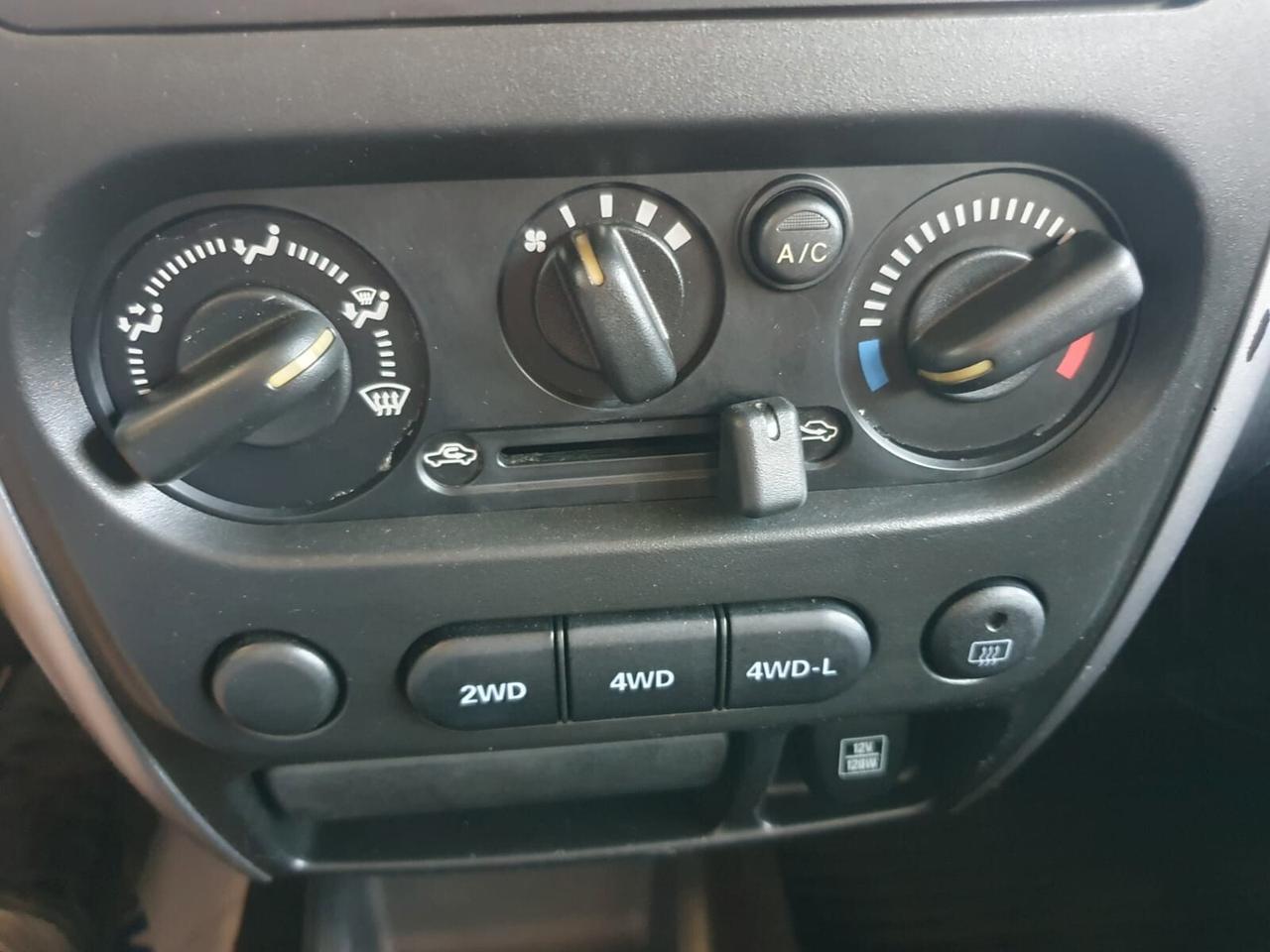 Suzuki Jimny 1.3i 16V cat 4WD Special