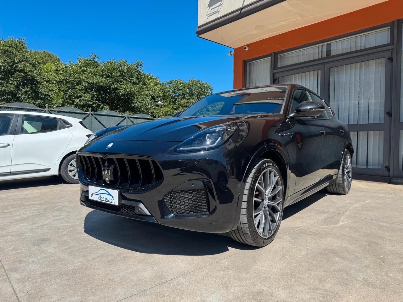 Maserati Grecale 330 cv AWD Modena