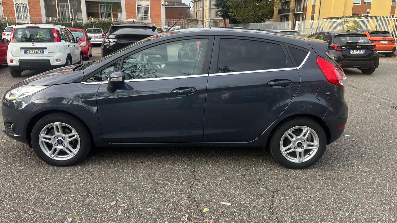 Ford Fiesta 1.2 60CV 5 porte Titanium