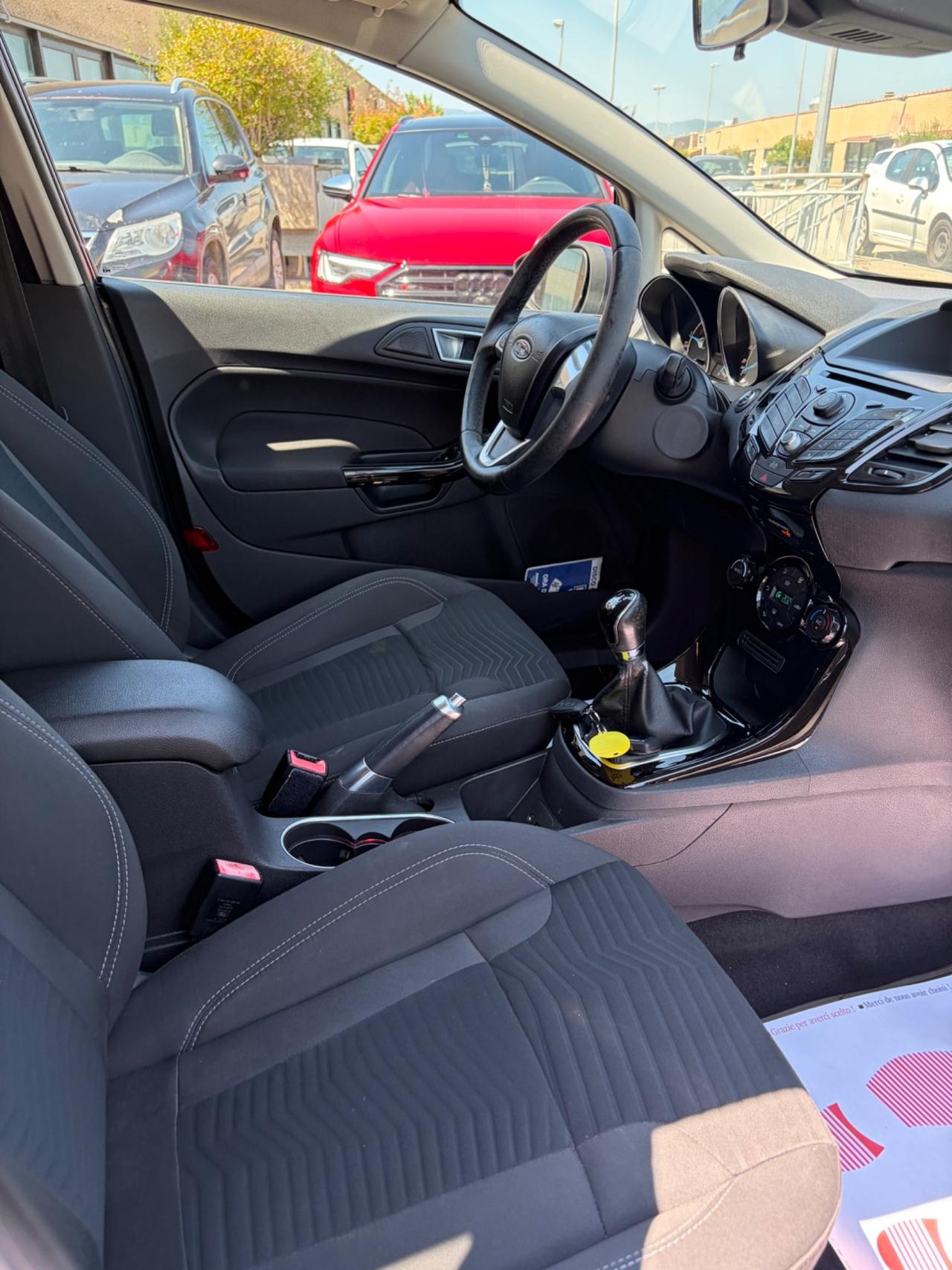 Ford Fiesta 1.4 TDCi 70CV 5 porte Titanium