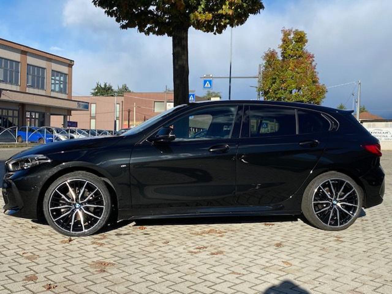 BMW 118 d 5p. Msport Autom Cerchi da 19 uniprop!
