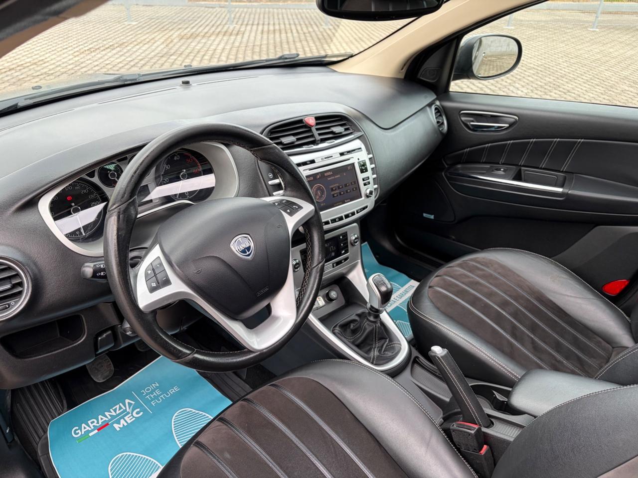 Lancia Delta 1.9 MJT Twinturbo Platino Tetto Apribile