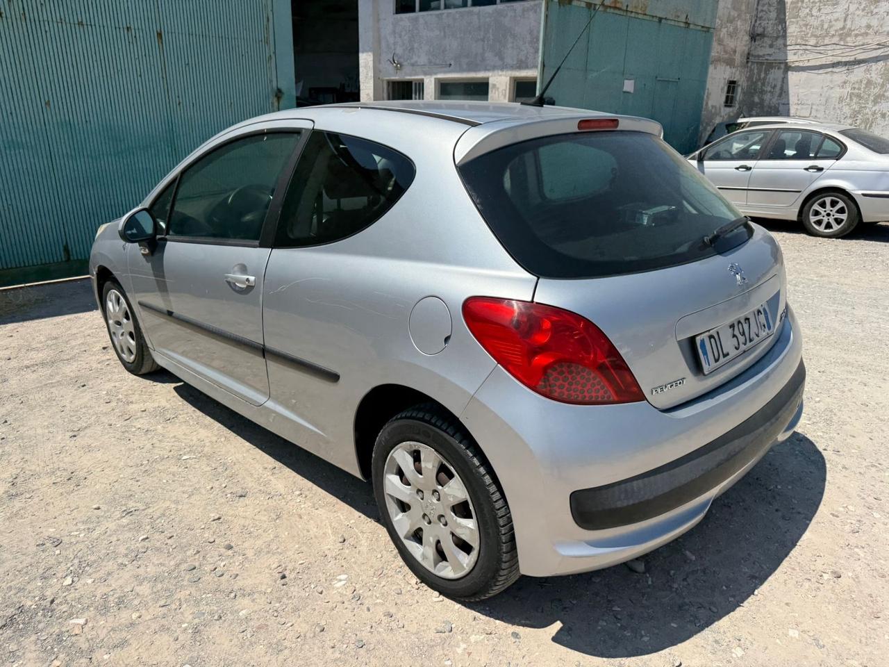 Peugeot 207 1.4 Diesel- Neopatentati- Climatizzatore