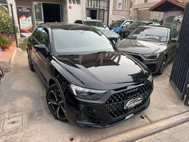Audi A1 allstreet 30 TFSI S tronic Identity Contrast s-line