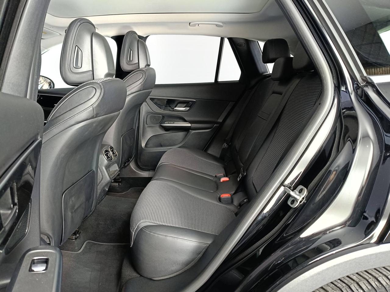 Mercedes-Benz GLC - X254 - GLC 220 d mhev AMG Line Advanced Plus 4matic auto