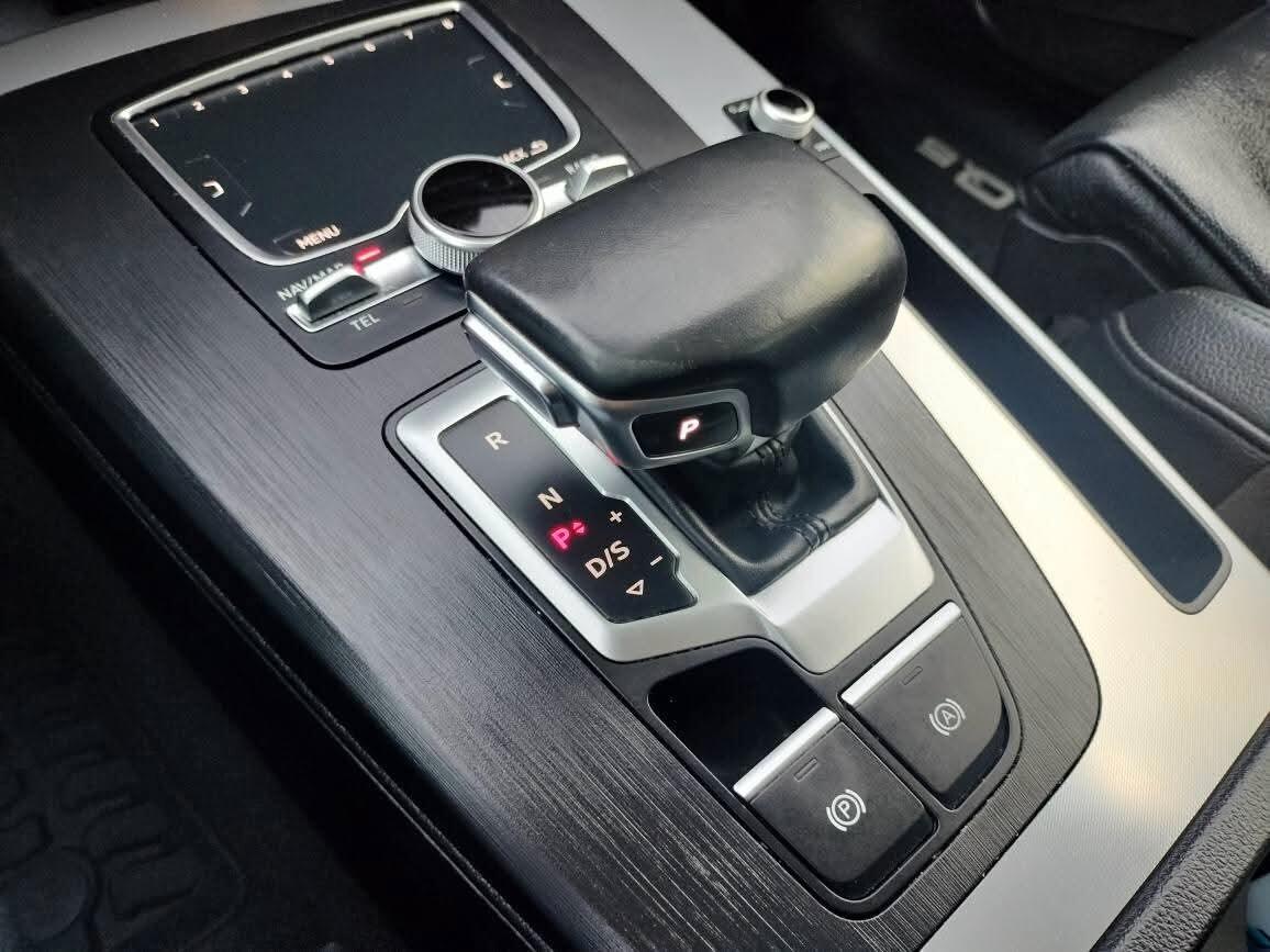 Audi Q5 40 TDI quattro S tronic line plus