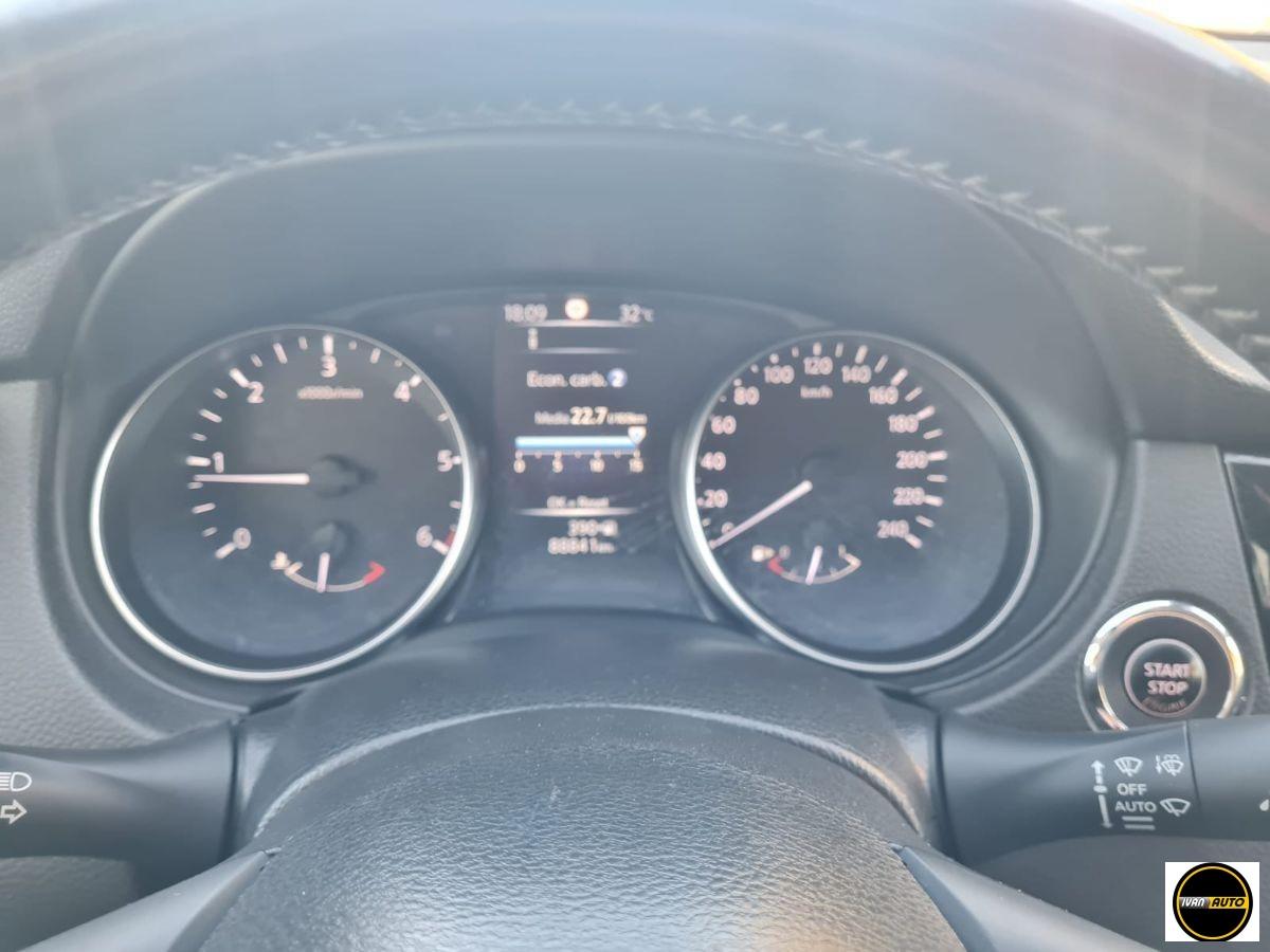 NISSAN Qashqai 1.5 dCi N-Connecta