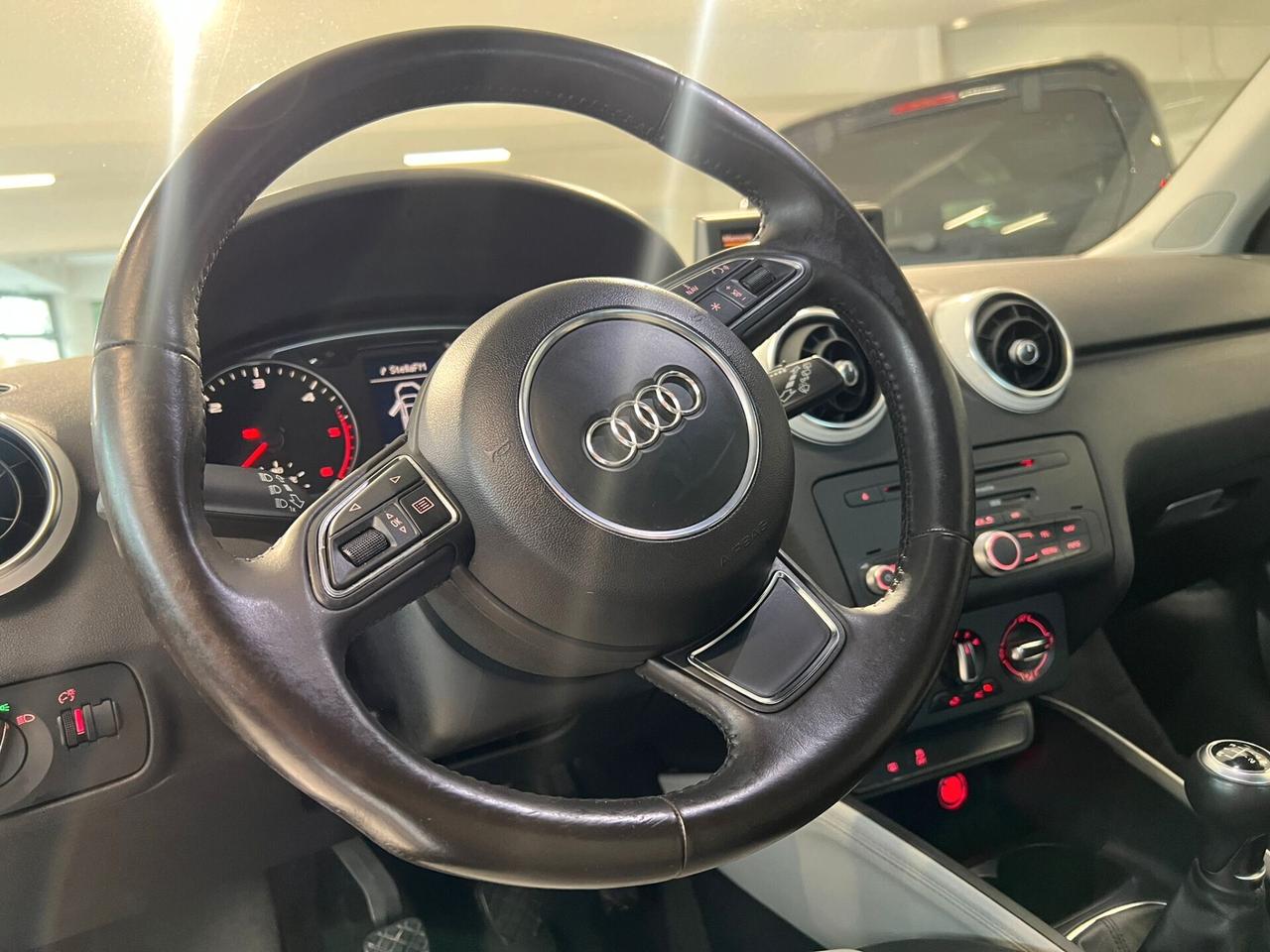 Audi A1 1.6 TDI 105 CV Attraction
