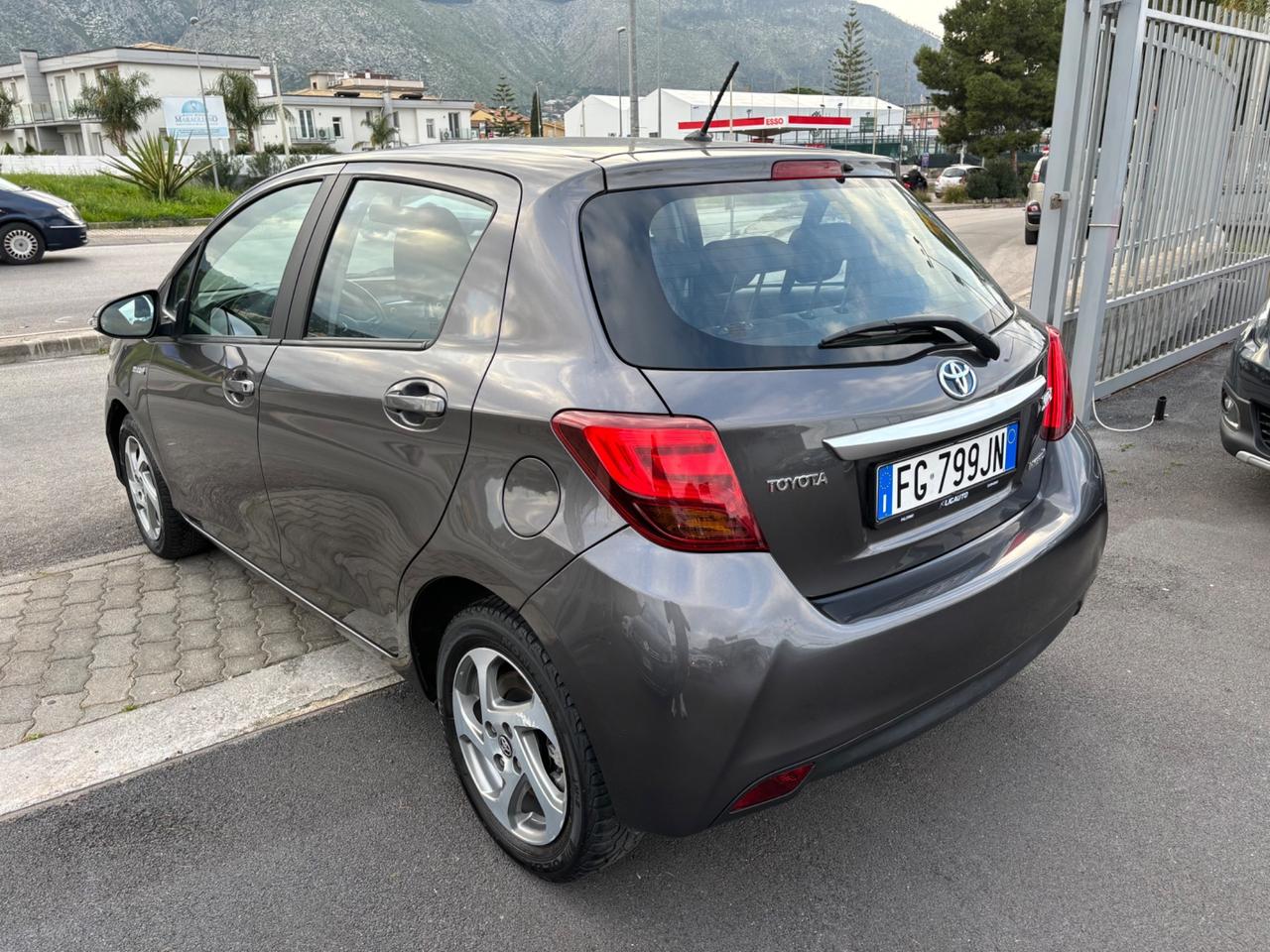 Toyota Yaris 1.5 Hybrid 5 porte Active