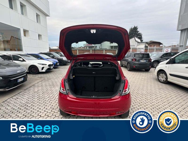 Lancia Ypsilon 1.0 FIREFLY HYBRID SILVER S&S 70CV