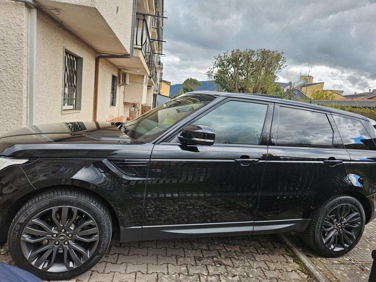 Land Rover Range Rover Sport 3.0 TDV6 HSE Dynamic