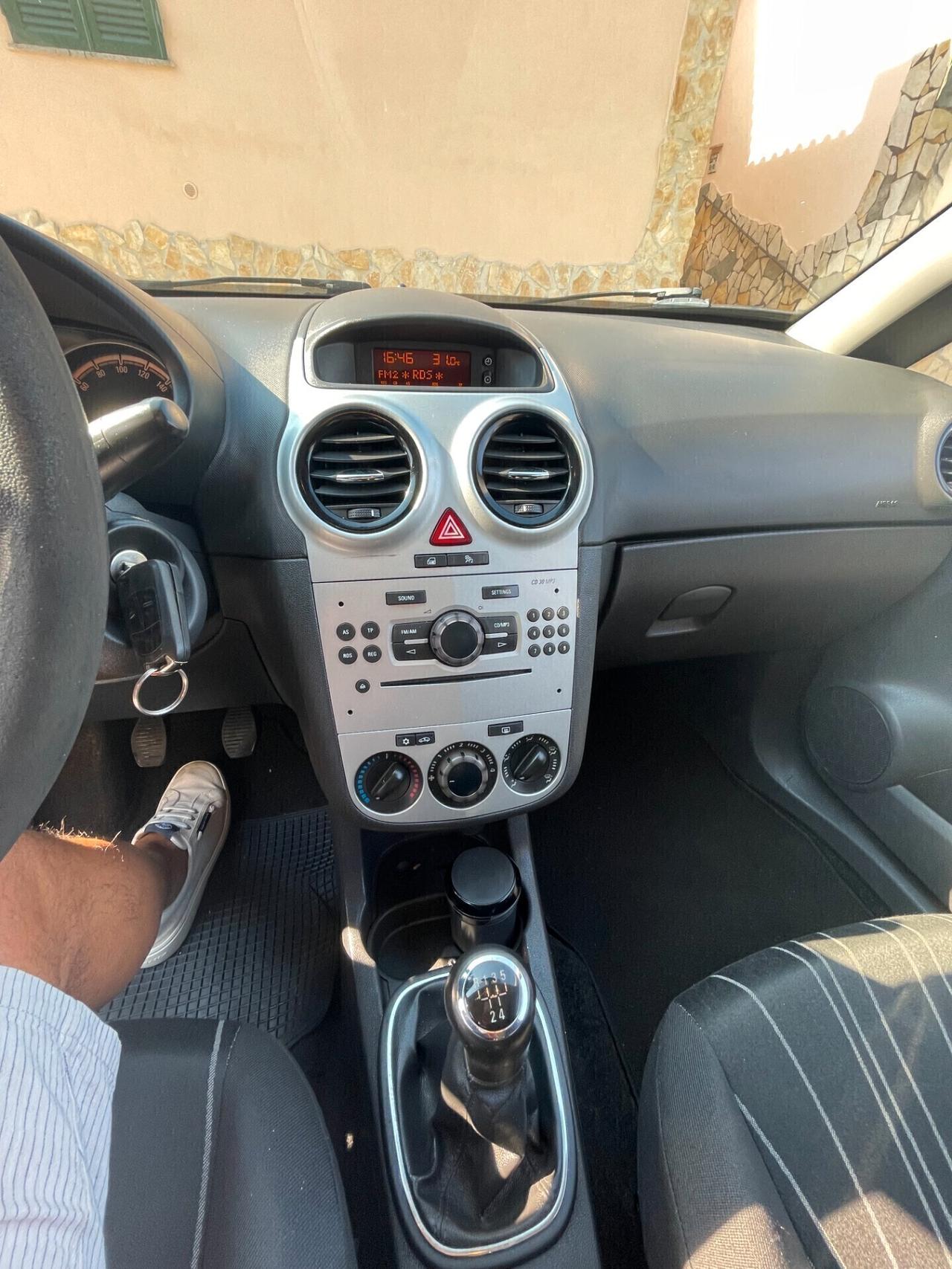 Opel Corsa 1.0 12V 3 porte Club