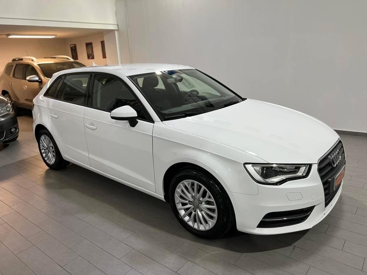 Audi A3 Audi A3 Sport Back 1.6 TDI 110cv Business 2015