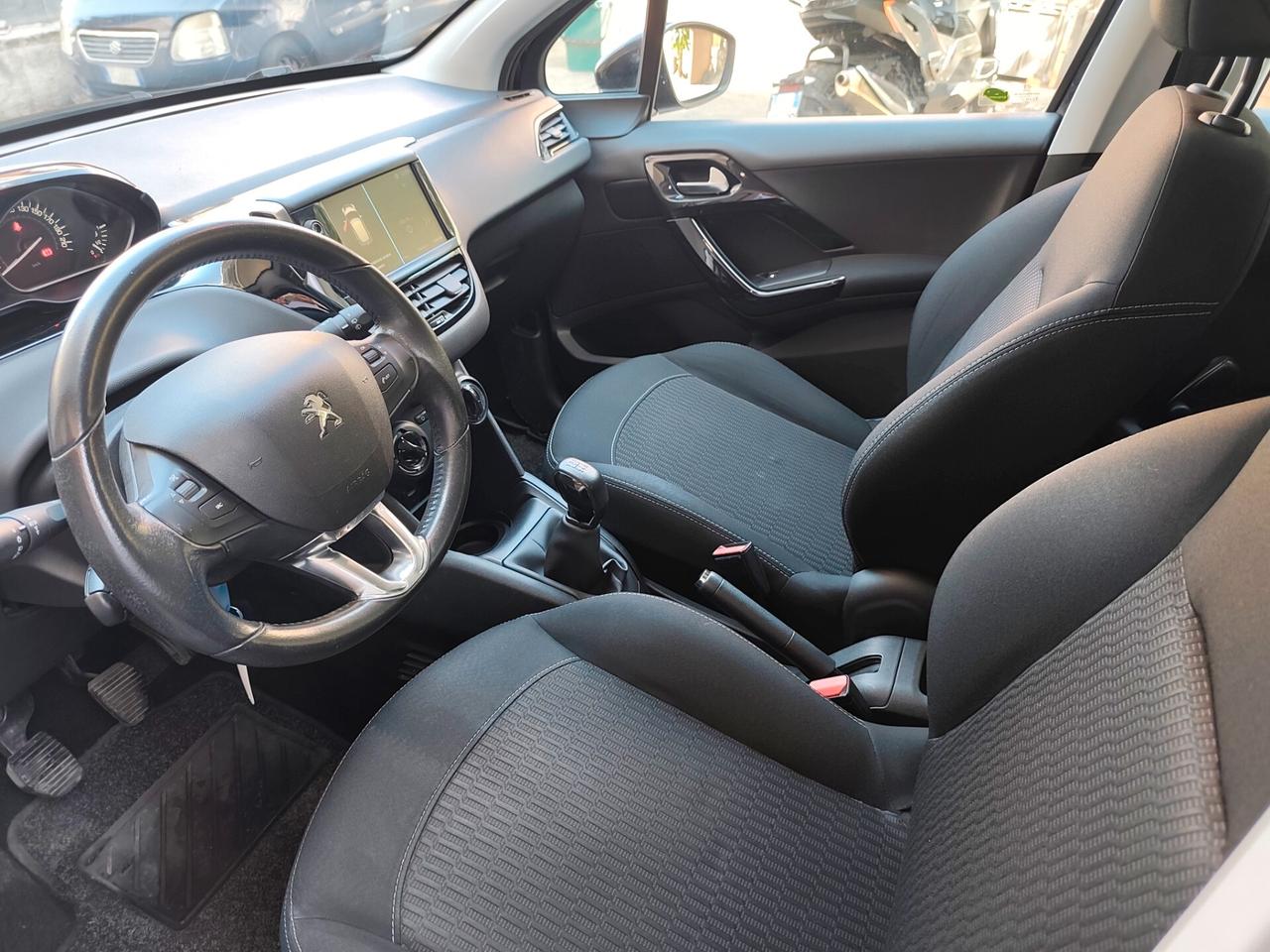 Peugeot 208 1.2 benzina 2018 solo 78.000 km