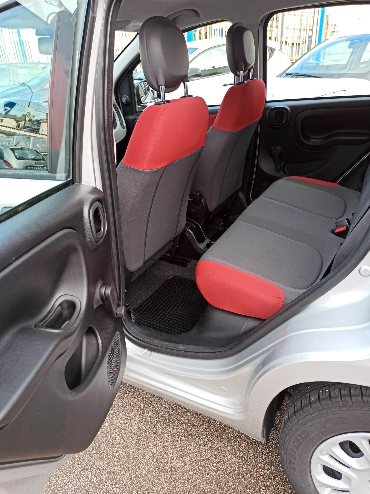 Fiat Panda 1.2 69 cv Easy Km. 21000 pari al nuovo!!!!!