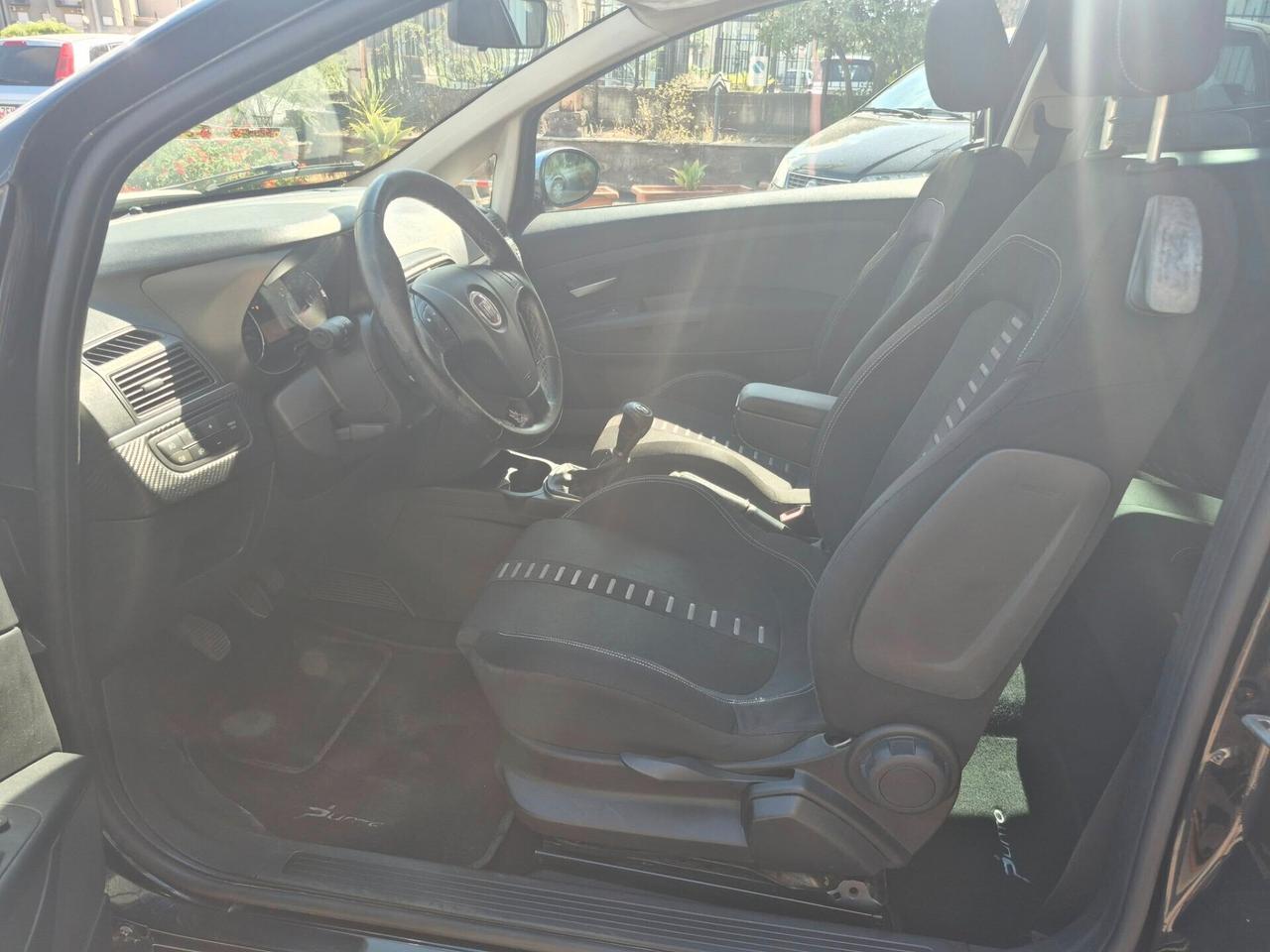 Fiat Grande Punto1.4 Starjet 16V 3 porte Sport
