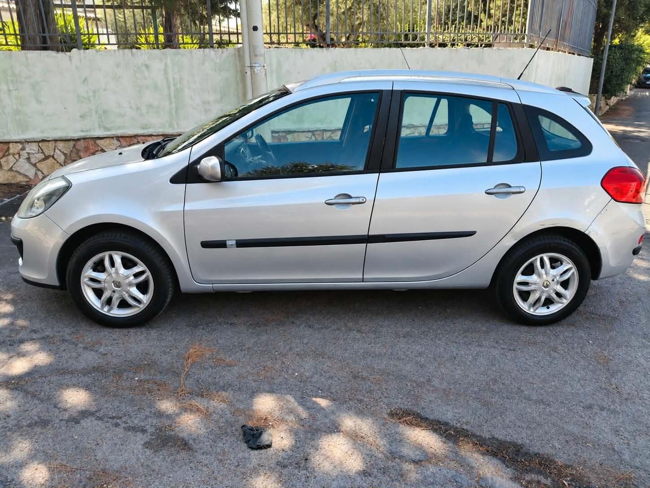 Renault Clio 1.2 16V Benzina SporTour Wagon NUOVA