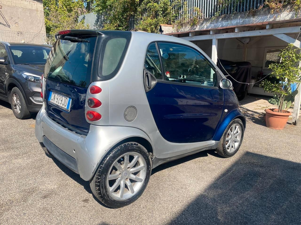 Smart ForTwo 700 coupé passion (45 kW)