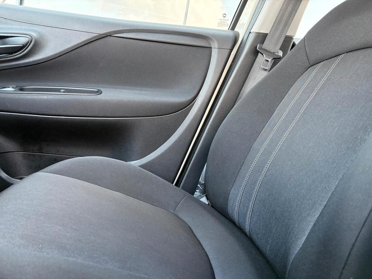 Fiat Punto EASY 1.3 MJT II 95 CV 5p. 5 posti