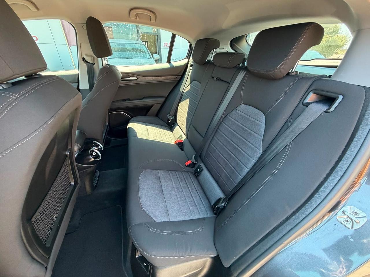 Alfa Romeo Stelvio 2.2 Turbodiesel 190 CV AT8 RWD Business