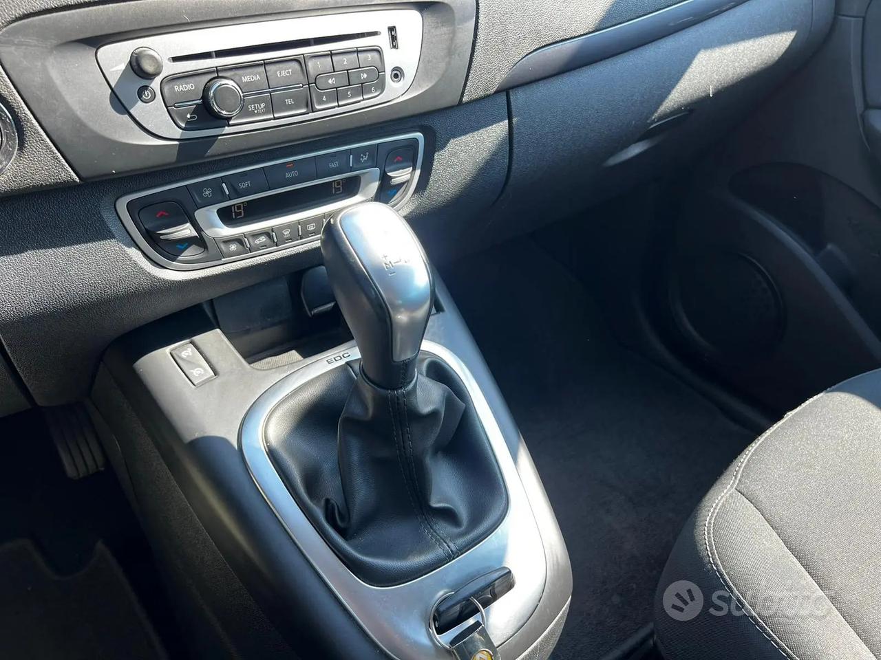 RENAULT SCENIC CAMBIO AUTOMATICO 12 MESI GARANZIA